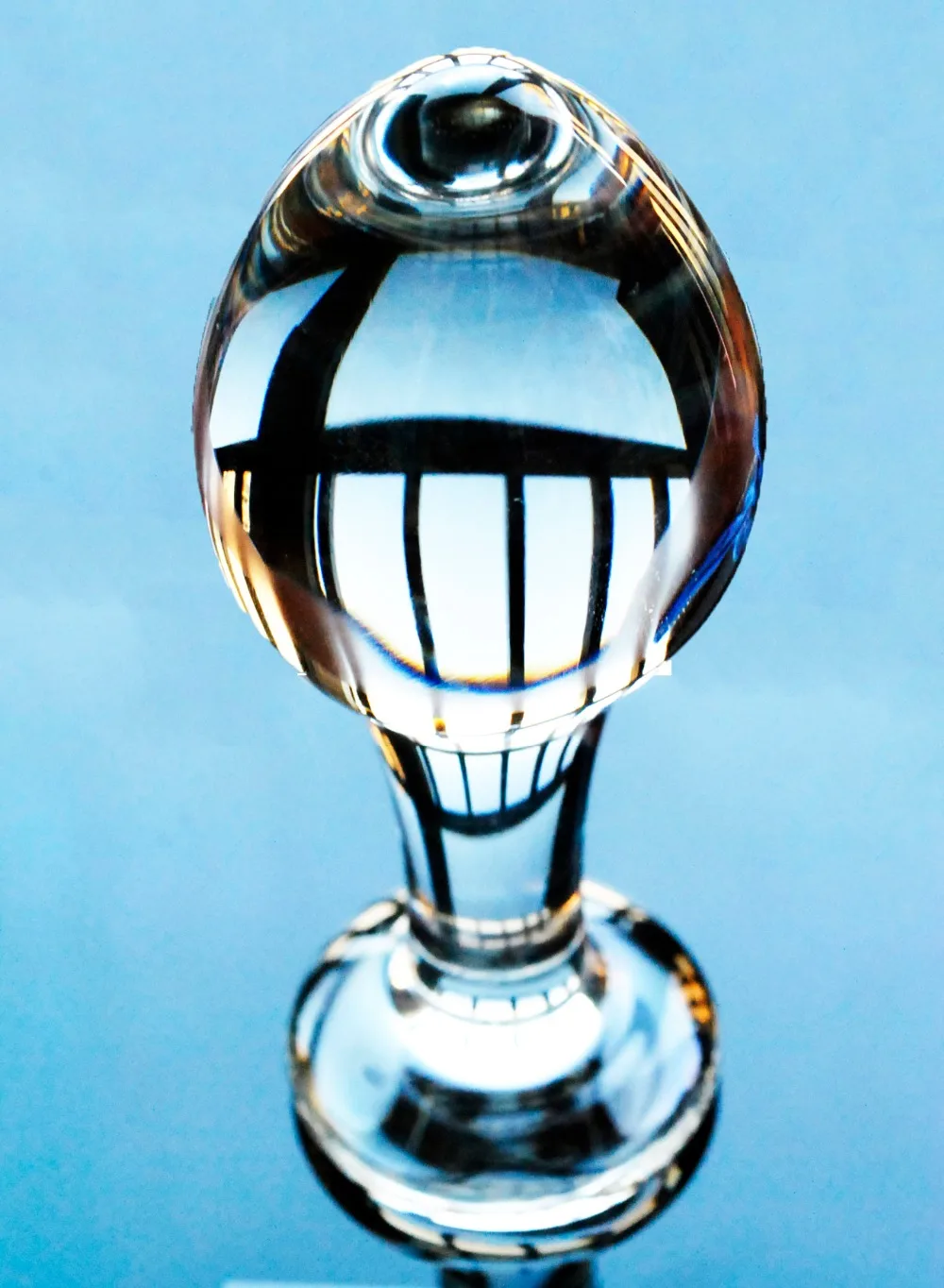 Анальный фаллоимитатор из стекла pyrex пробка с кристаллом и большим шариком 44 мм