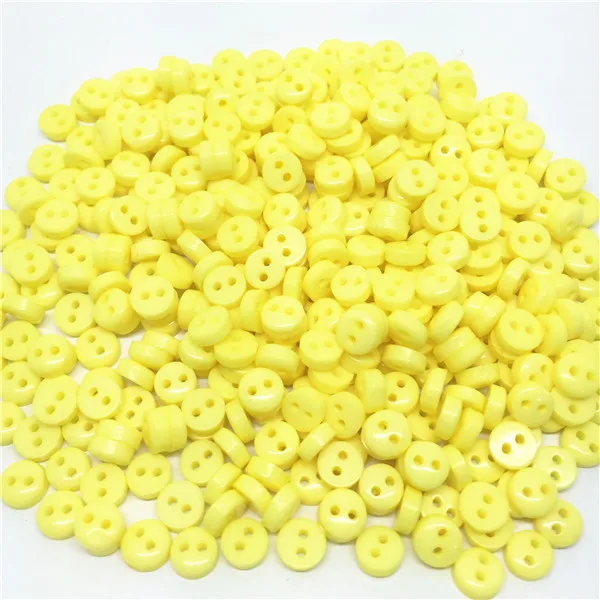 Yellow 250 шт 20 цветов мини 6 мм круглые полимерные кнопки для кукол мягкие игрушки одежда 2 отверстия Швейные аксессуары украшения для скрапбукинга - Цвет: Yellow