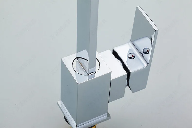 Лидер продаж кухонный смеситель из твердой латуни хромированный для горячей и