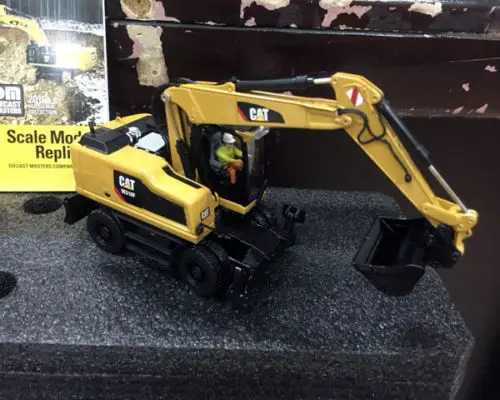 Caterpillar Cat M318F колесный экскаватор 1/50 масштаб металлические модели строительства литья под давлением мастеров DM85508