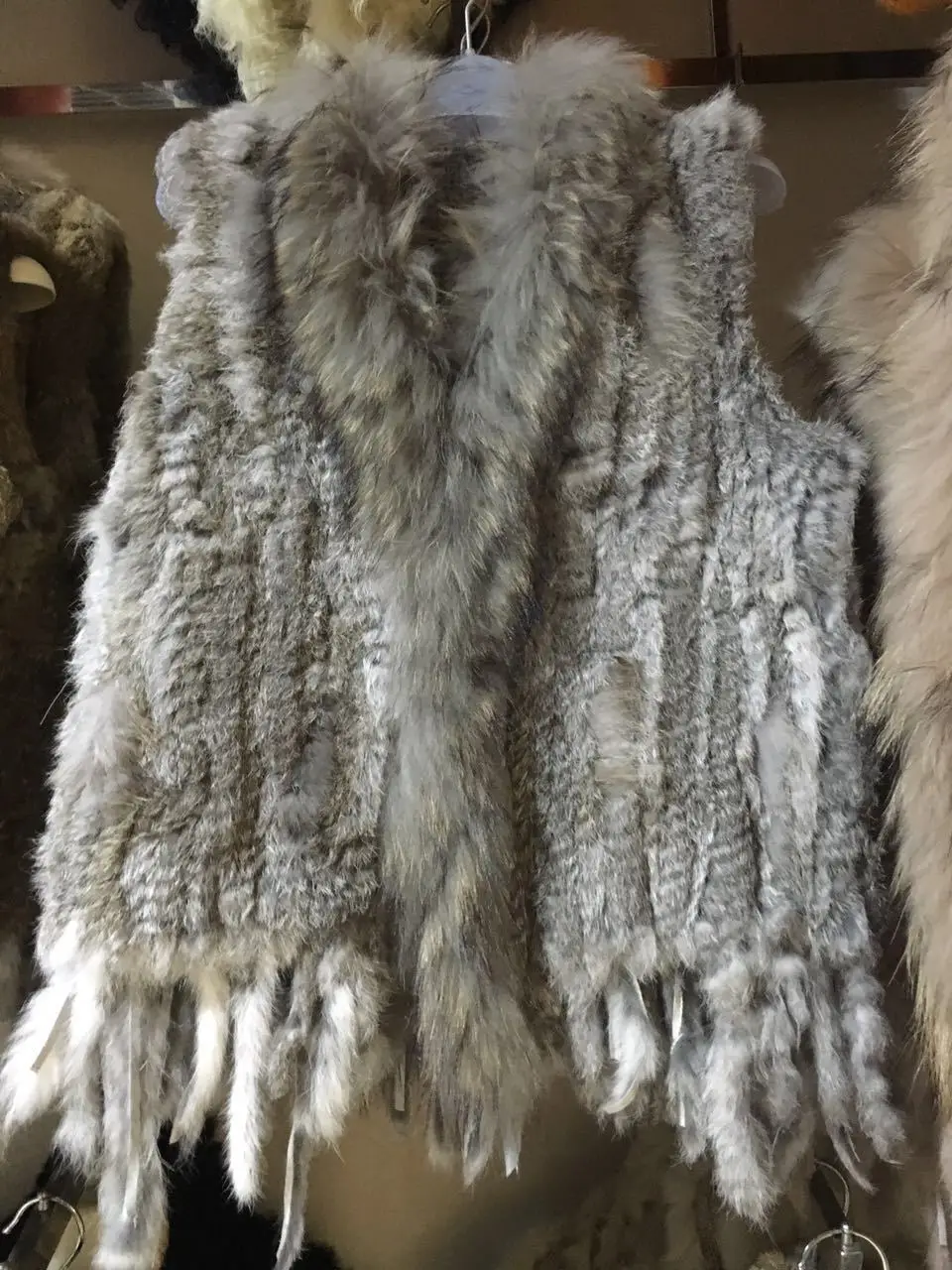 grass gray Меховой жилет из кроличьего меха, вязаный жилет, Воротник из меха енота, Цветочный мех, Тканое пальто из меха енота с кисточками, жилет для женщин - Цвет: grass gray