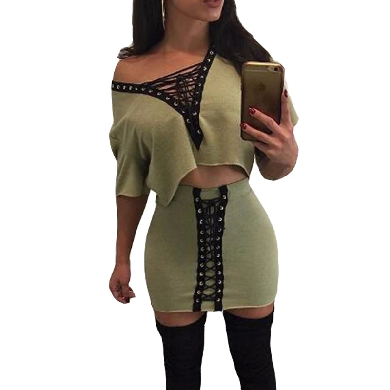 1 комплект облегающее мини платье со шнуровкой + укороченный топ с v образным