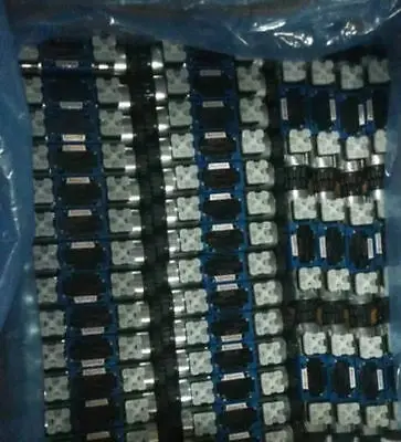

4WE6D62/OFEG220N9K4 новый клапан rexroth 4WE6D 6x/OFEG220N9K4 R900920691
