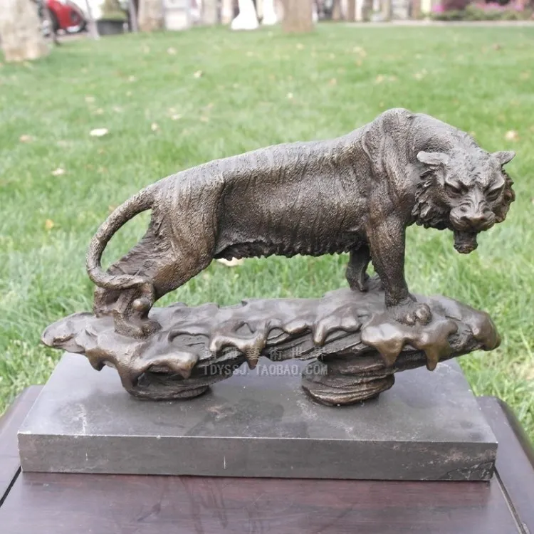 

Copper Brass craft Old antique Bronze Arts & Crafts Copper sculpture tiger crafts animal sculpture art decoration home decoratio