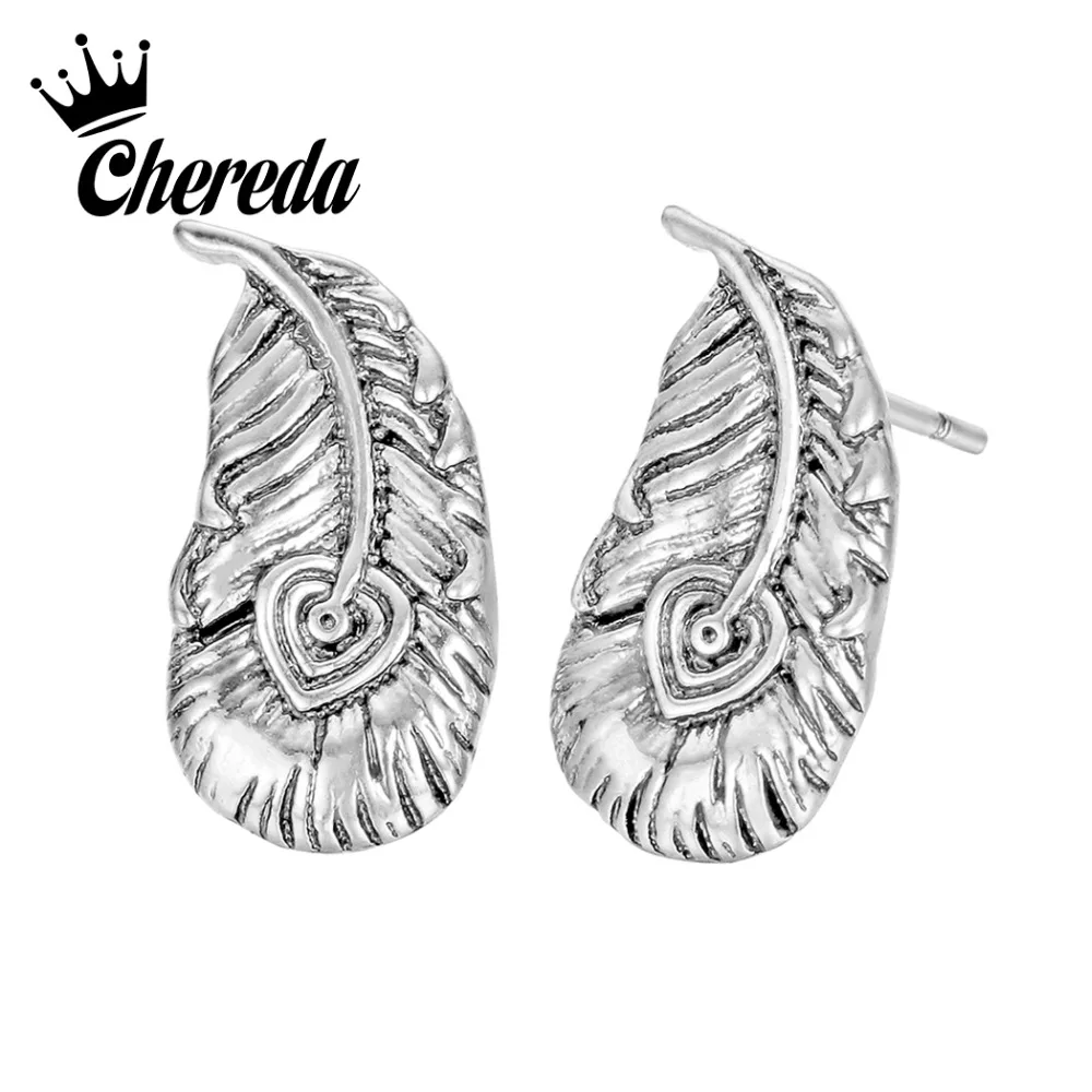 

Chereda Ancient Undead Feather Viking Stud Earring Male Metal Pray Earrings Antique Vintage Jewelry Gift Boucle d'oreille