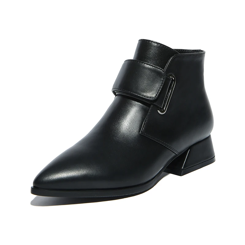 Женские ботильоны из натуральной кожи на квадратном каблуке с острым носком