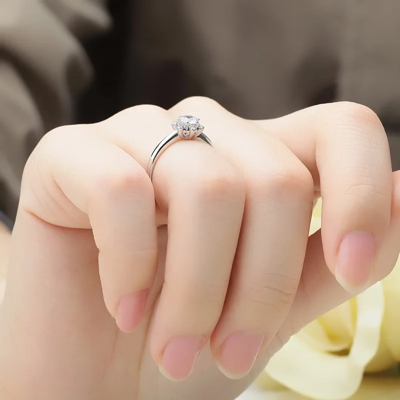 Женское кольцо с муассанитом из белого золота 18 К 0 5 карат|ring for|rings for womenring style |