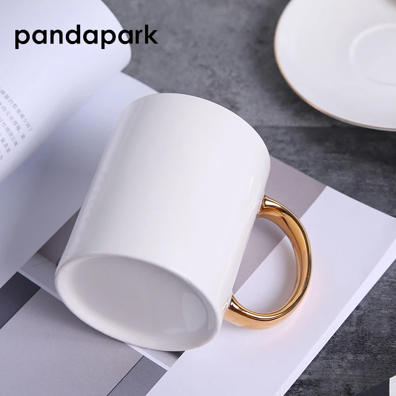 Pandapark Новинка 2018 короткая белая керамическая кофейная кружка с золотыми ручками