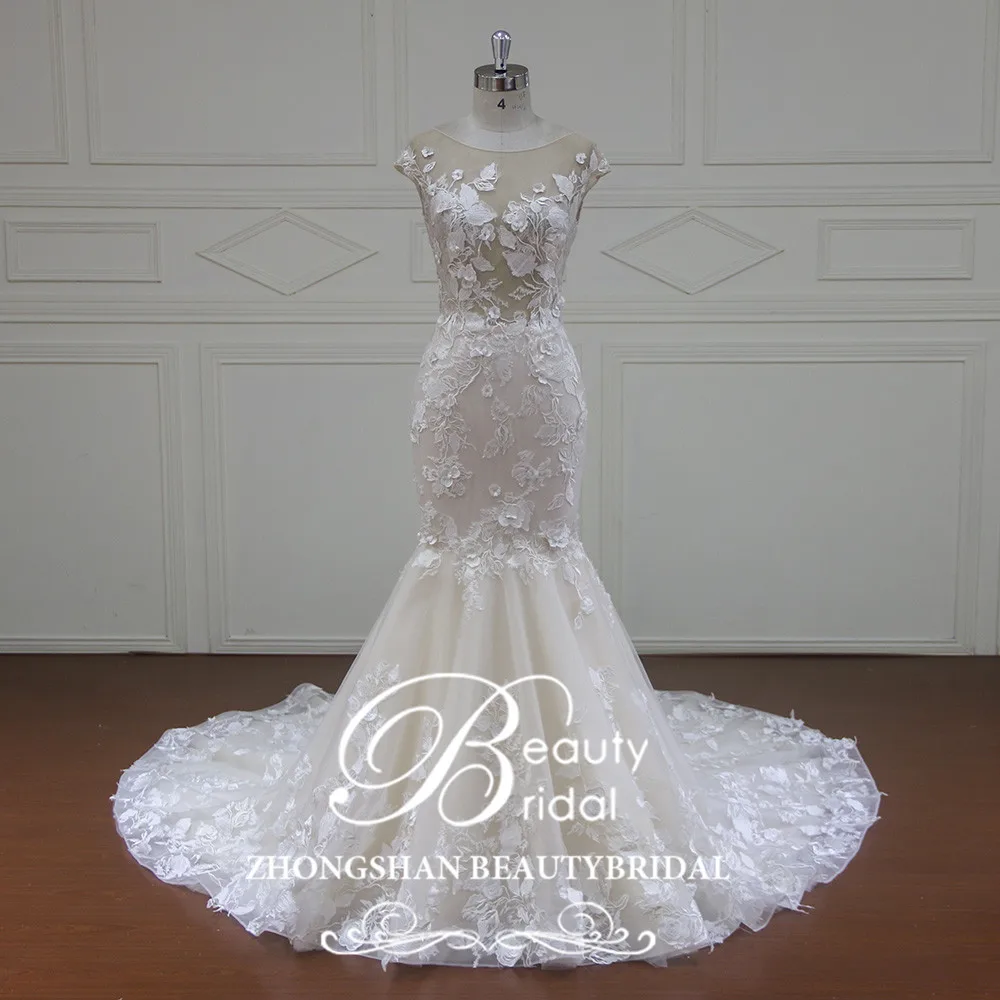 Винтажное платье Русалочки кружевное ручной работы с цветами и кружевной