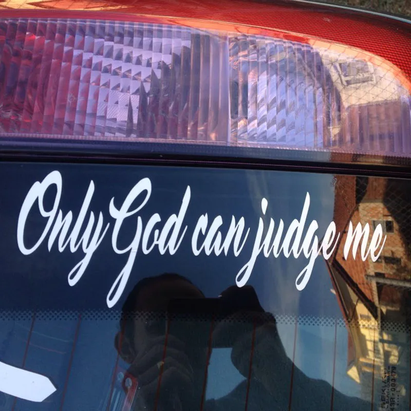 Индивидуальные светоотражающие наклейки на автомобиль только Бог может судить