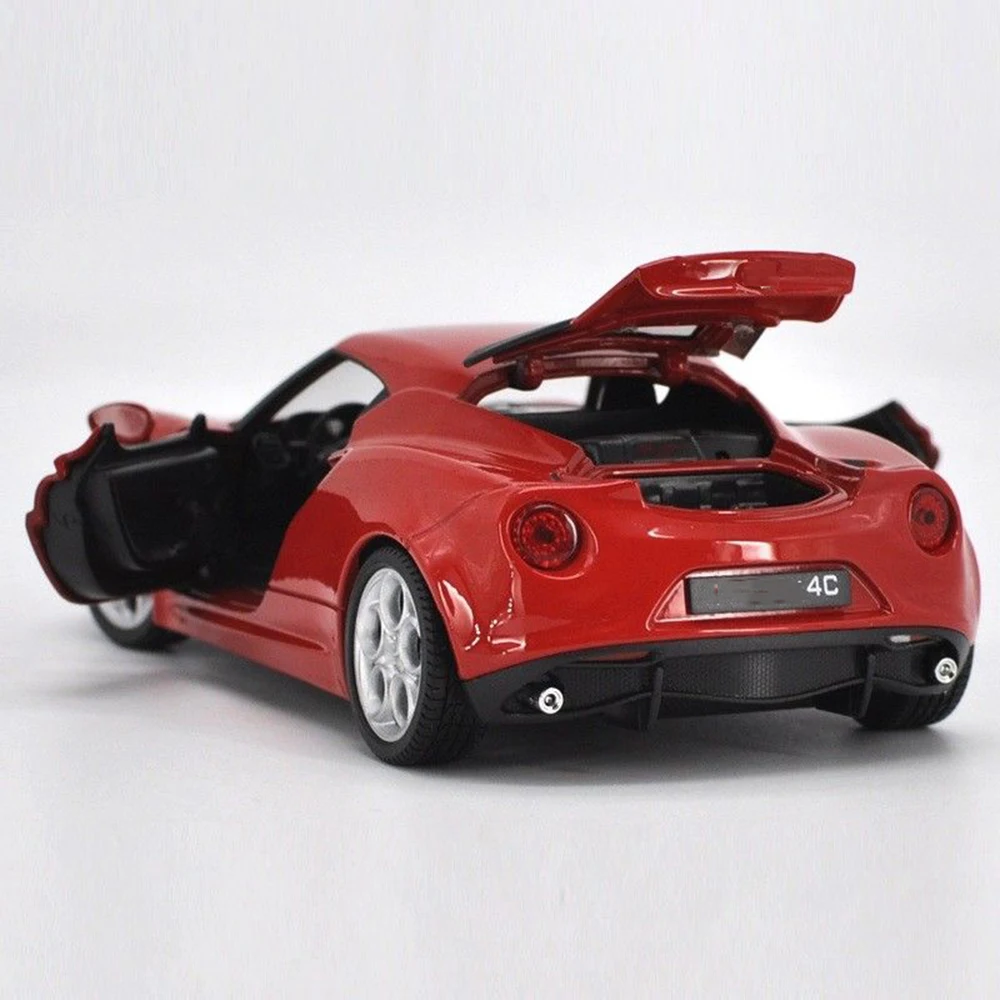 Детские игрушки, 1:24, красные классические машинки, красные, Alfa Romeo 4C, литье под давлением, модель автомобиля, игрушка в подарок, игрушки для коллекции