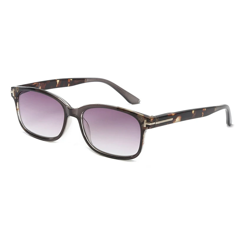 Модные градиентные очки для чтения с увеличительным стеклом и заклепками женщин