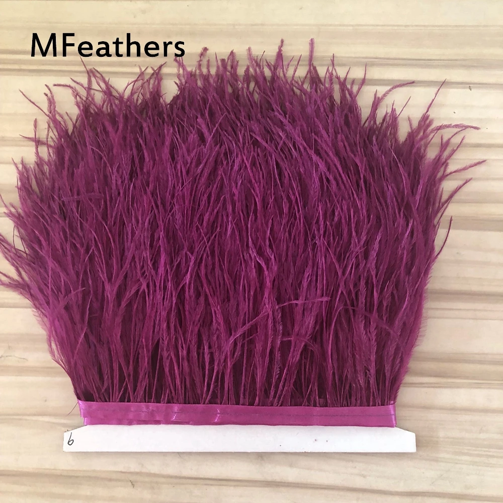 Полоски с бахромой и страусиными перьями цвета фуксии хорошего качества 10 15