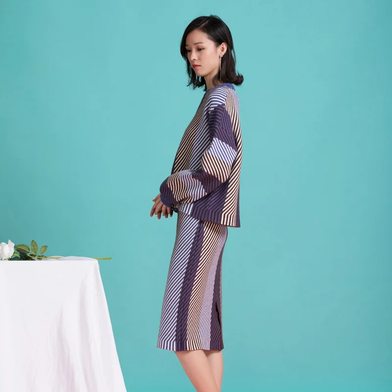 Трикотажный костюм женский комплект из 2 предметов зимние теплые женские