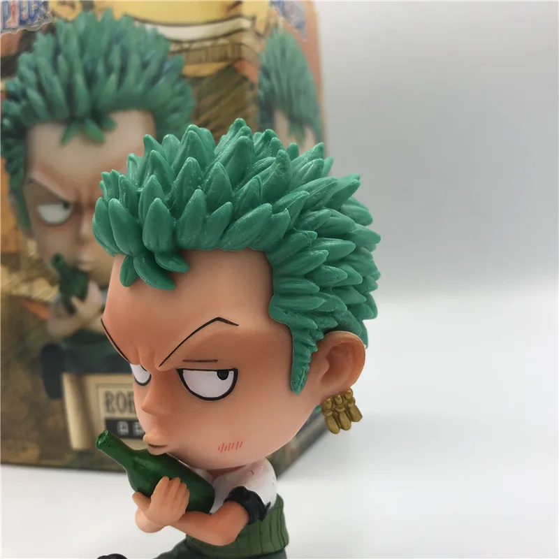 Один Кусок Roronoa Зоро бутылка обнимает детство Q сидя Ver. ПВХ Фигурки OP Luffy Ace прекрасные коллекционные игрушки модель 10 см