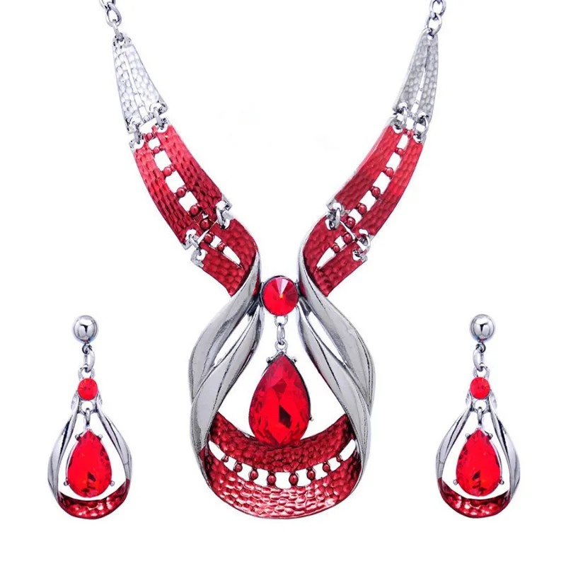 Женский набор украшений колье с синими крупными кристаллами колье-чокер