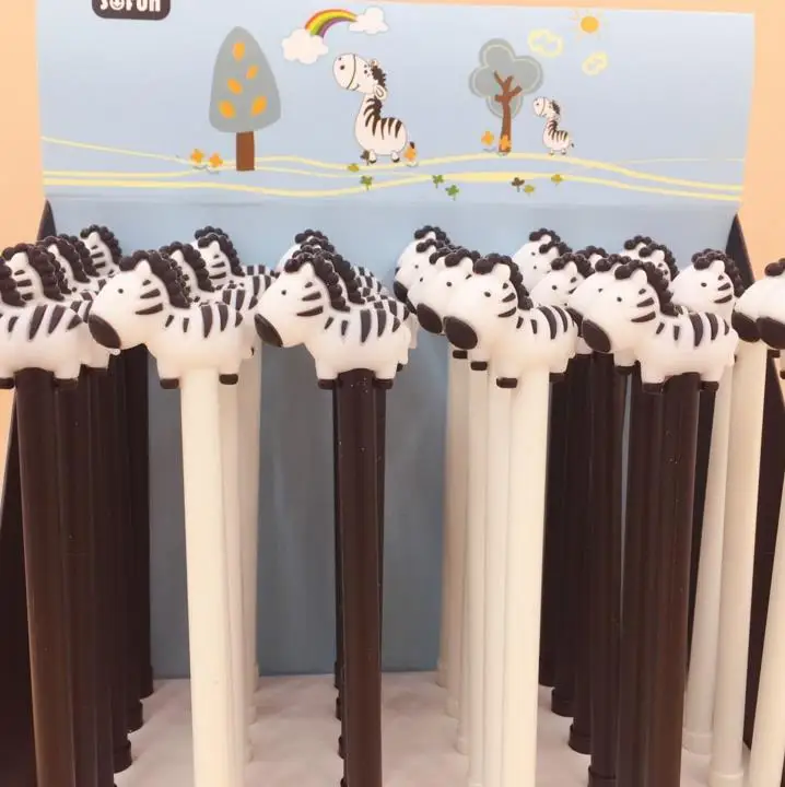 

4 Pcs Kawaii Black And White Horse Gel Pen Signature Pen Escolar Papelaria School Office Supply Student Gift
