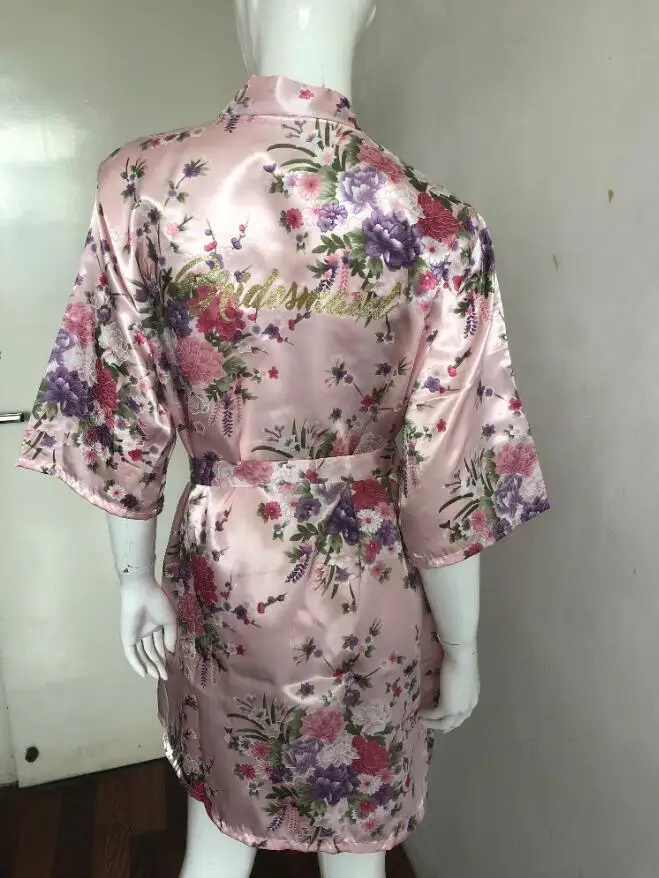 Pink Bridesmaid Женский халат с буквенным принтом для невесты, халаты для подружки невесты, халаты для матери невесты, вечерние Халаты для невесты, подарки - Цвет: Pink Bridesmaid