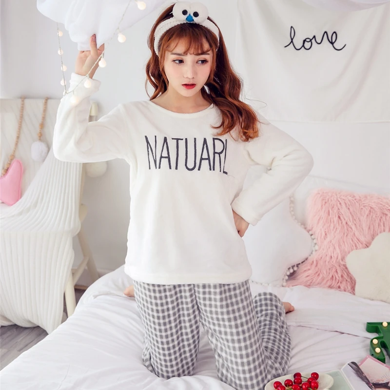 Зимняя пижама с длинными рукавами из кораллового бархата для девочек милая