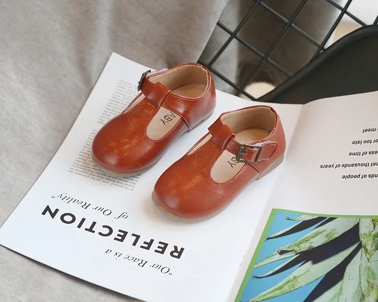 Детская обувь для маленьких девочек; мини Melissa; обувь для отдыха на плоской подошве с мягкой подошвой; кожаные кроссовки для маленьких мальчиков; спортивные кроссовки для детей черного цвета