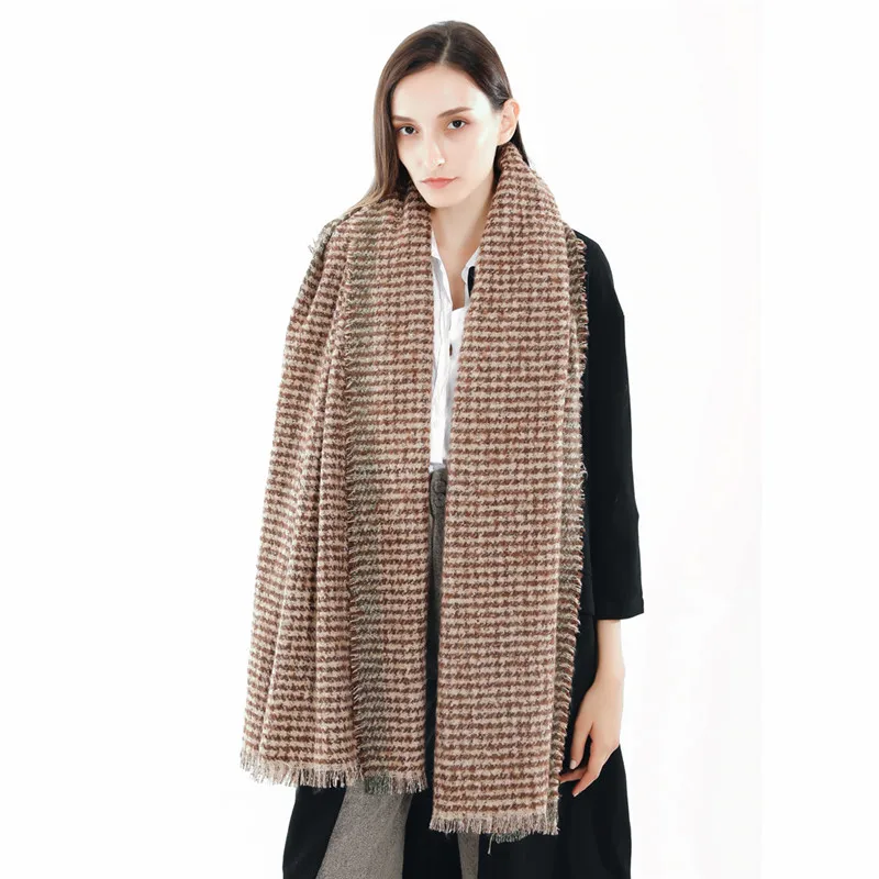 

POBING Luxury Brand Cashmere Scarf Women Tartan Plaid Scarves Tassel Shawl Wraps Warm Winter Blanket Pashmina Lady Cape Stoles