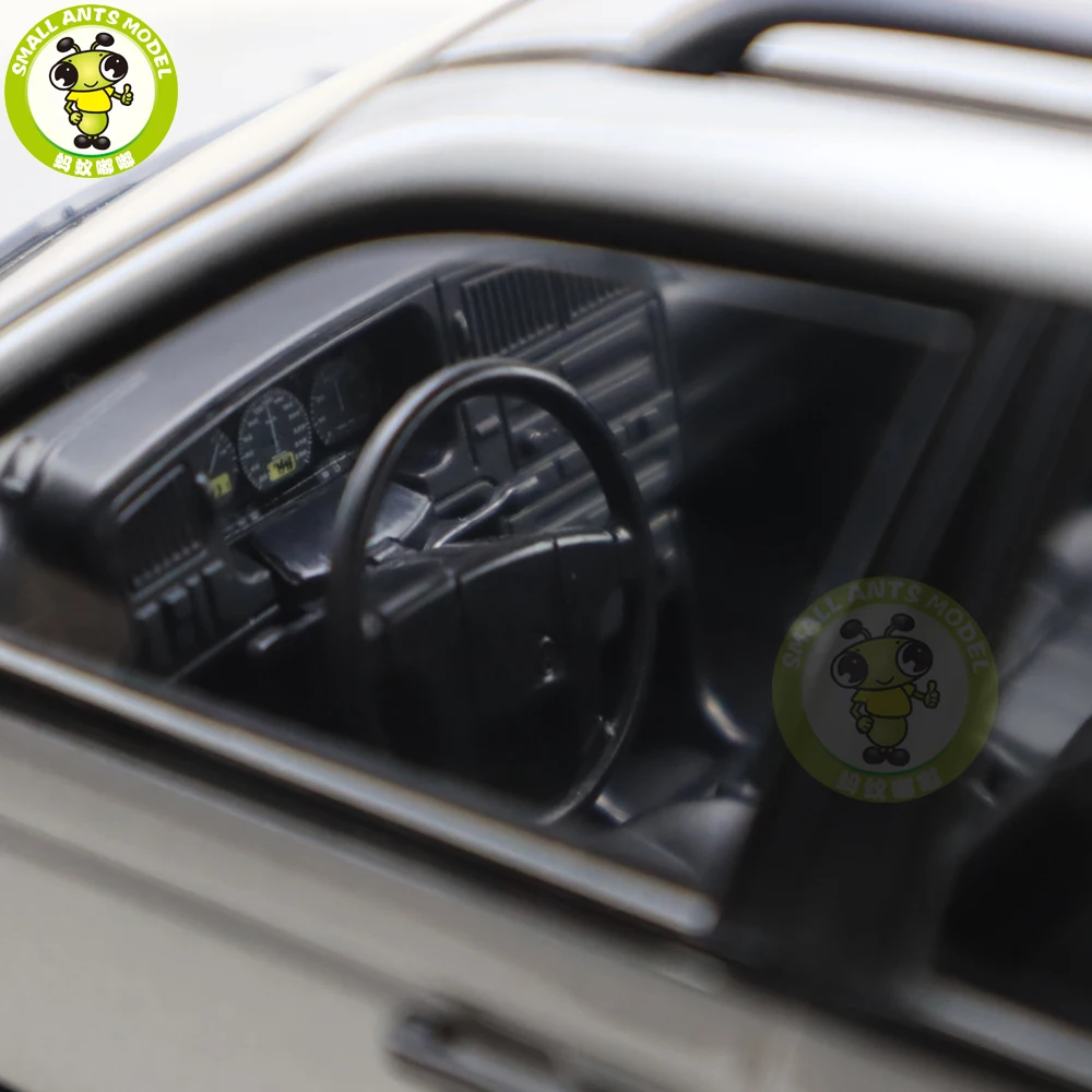 1/18 KK Passat B3 Vr6 вариант 1988 литая модель автомобиля игрушки подарки для мальчиков девочек ничего не открывается