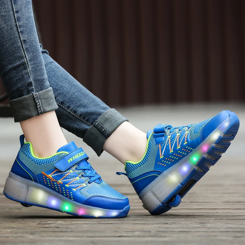 

Kids Glowing Sneakers Sneakers with wheels Led Light up Roller Skates Sport Luminous Lighted Shoes for Kids Boys Pink Blue