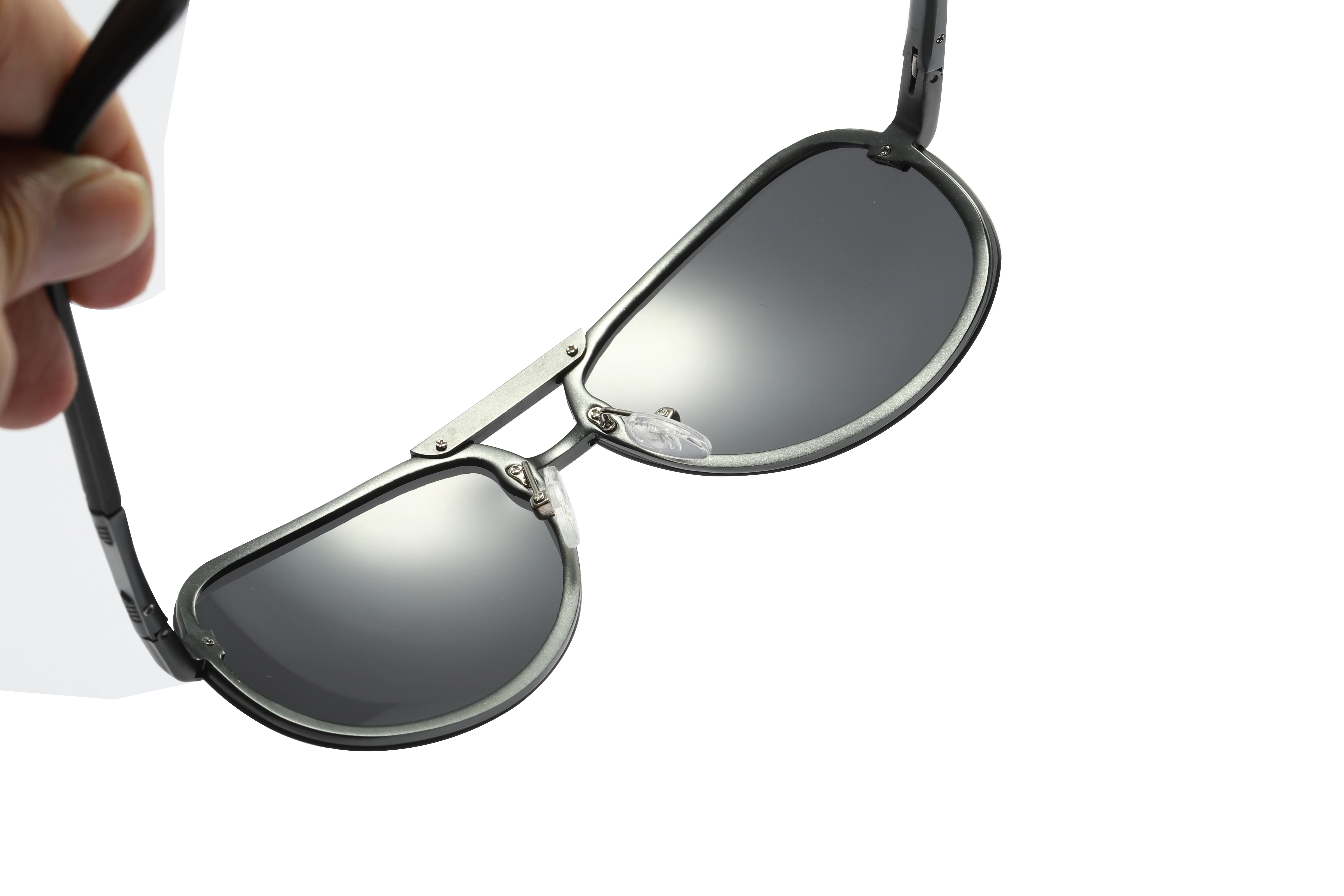 

2019 new aluminum-magnesium frame polarized sunglasses for both men and women driving sunglasses