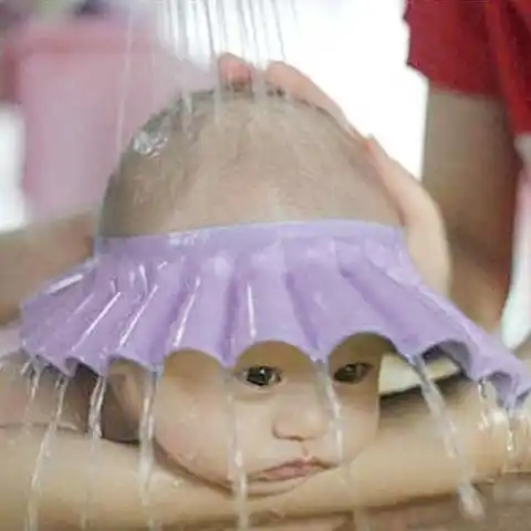 Шапки для душа для малышей, шапка для мытья волос, детские головные уборы с козырьком, регулируемый экран, водонепроницаемая шапка для защит...