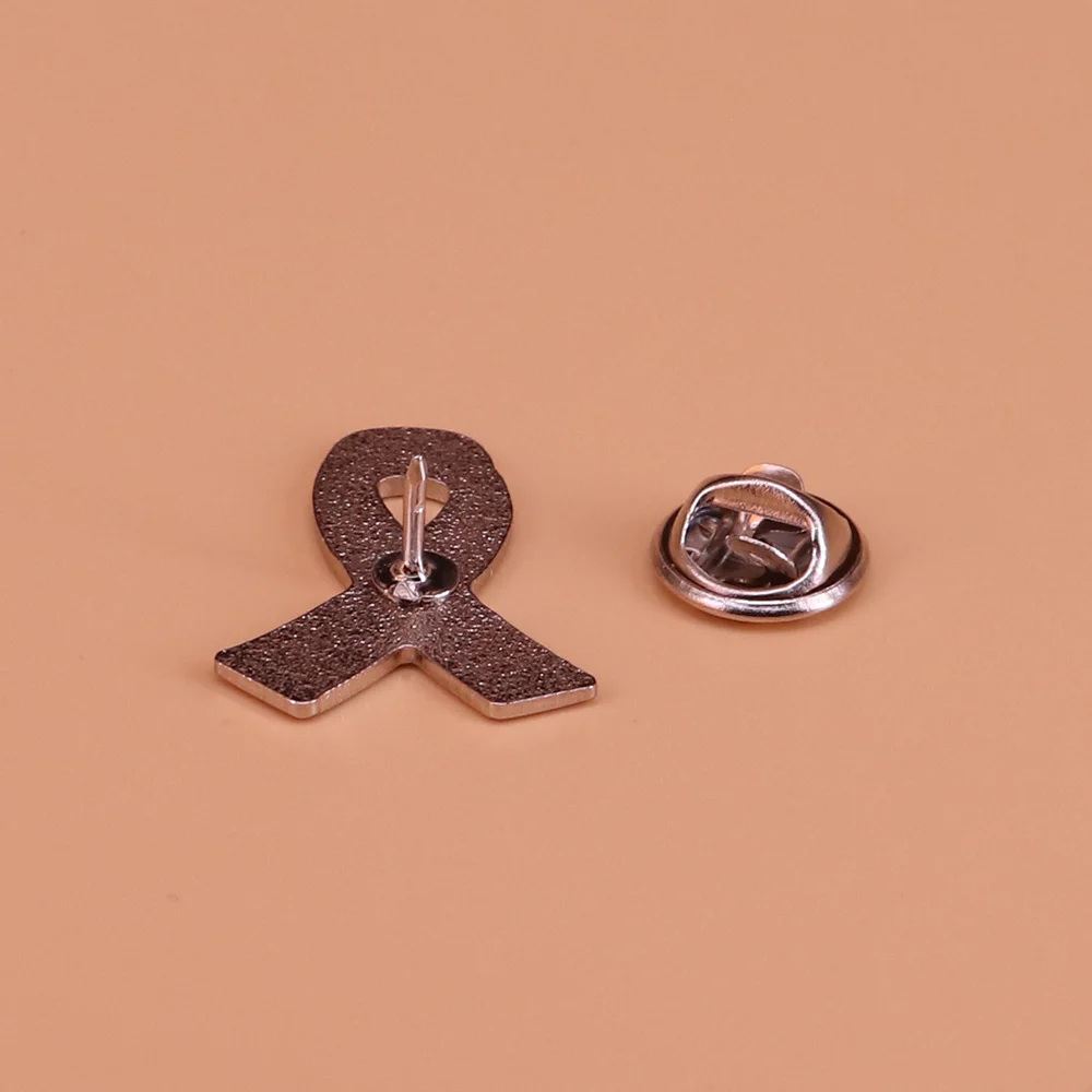 Розовый ленточная Брошь Рак молочной железы pin металлический значок перенесший Рак подарок для женщин с лацканами прищепки аксессуар Декор на шарф