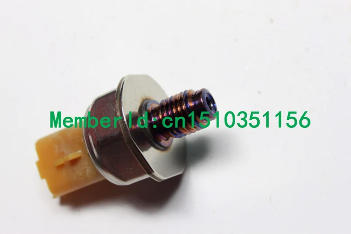 XYQPSEW 96.766.438.80 85PP52-01 9676643880 96-766-438-80 для PSA Peugeot Citroen датчик давления топливной рейки |