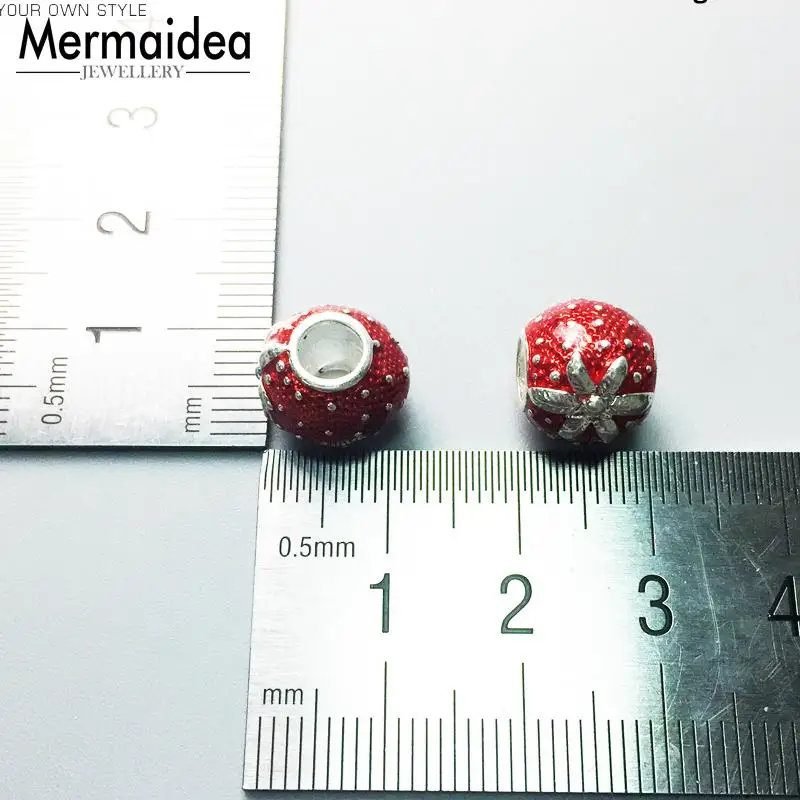 Beads Strawberry silver plated Fits Bracelet Necklace European DIY Bijoux Jewelry Accessorie Gift For Women | Украшения и