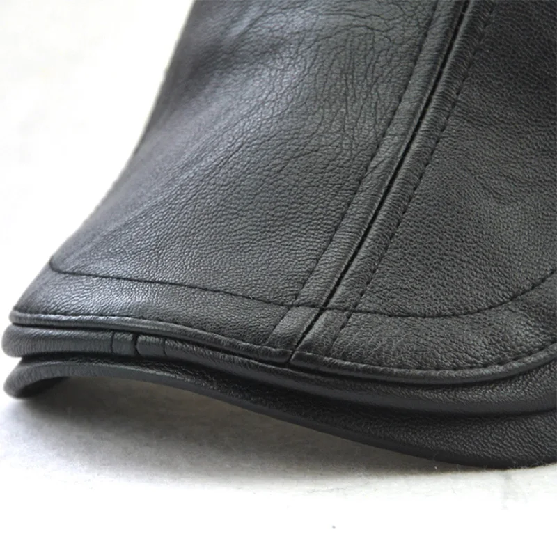 

[AETRENDS] Winter Men's Hat PU Leather Newsboy Cap Classic Flat Golf Hunting Driving Hats Z-6027