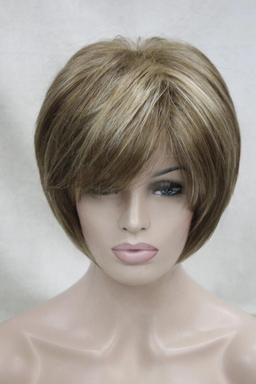 Wholesale discount 004282 new charming light brown with blonde highlight women's short straight wig |