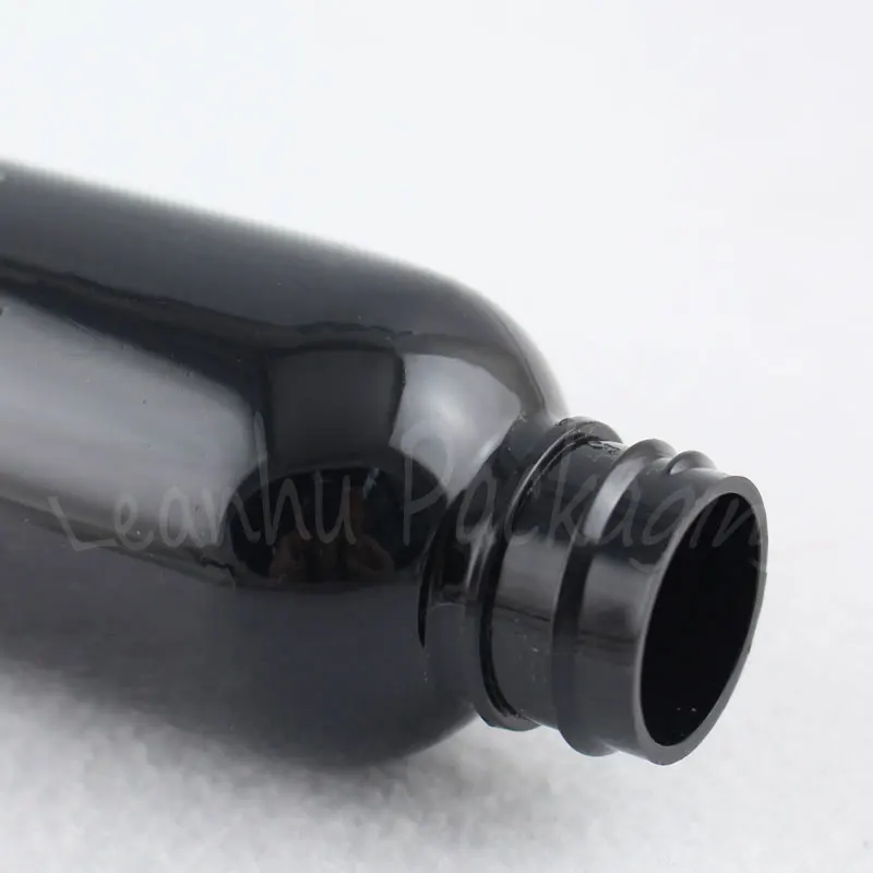 Черная пластиковая бутылка с круглой плечевой ручкой 120 мл пустой косметический