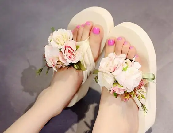 Женские шлепанцы с цветочным принтом милые на лето 2019|Вьетнамки| |