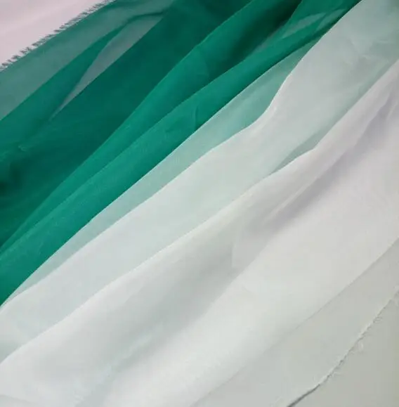 Green Омбре шифоновая ткань тонкая мягкая цветная струящаяся бронзовая дышащая ткань для платья 100 см* 150 см - Цвет: Green