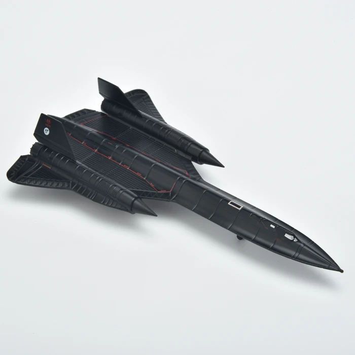 Разведывательный самолет SR71 из сплава 1:200 имитация американских моделей