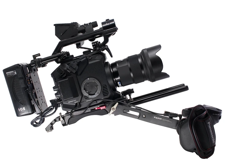 TILTA ES-T86 профессиональная камера установка для Panasonic EVA1 v-замок пластина+ Система питания+ удлиняющий кронштейн
