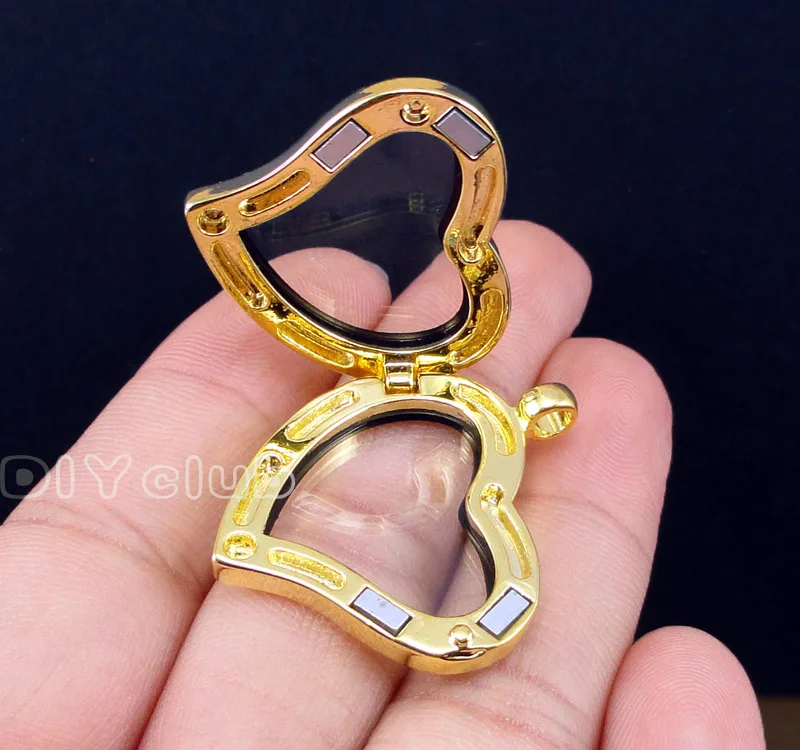 2pcs Gold сердце Форма плавающей медальон с Стразы Стекло кулон медальоны на память