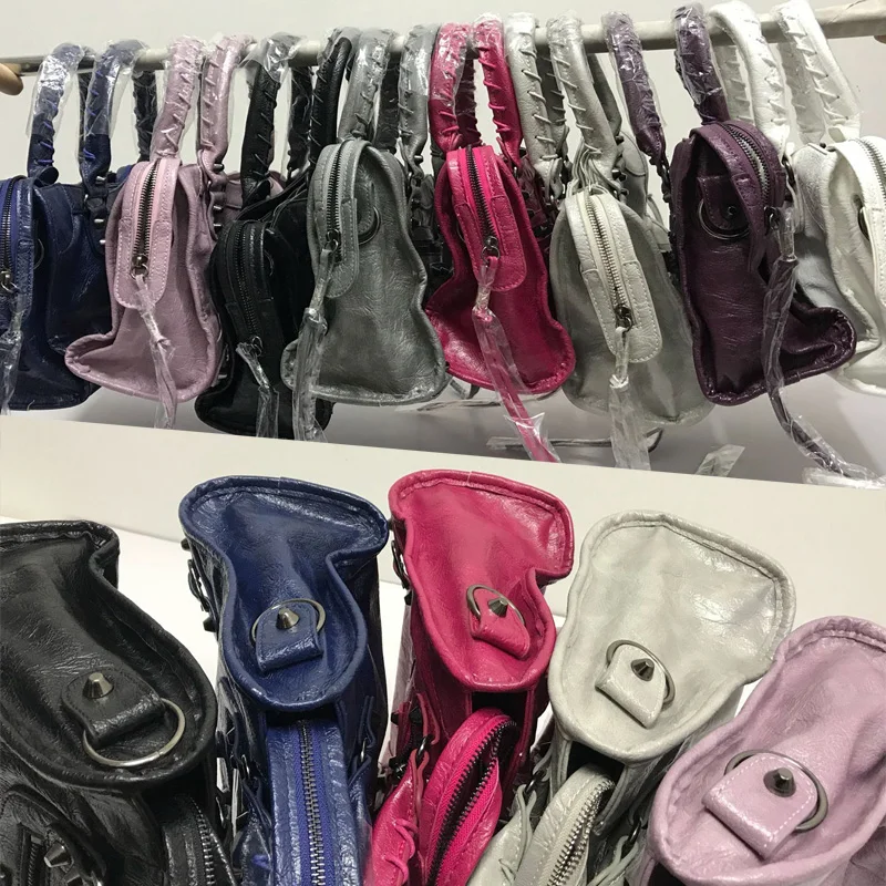 

Hot Selling European Style Soft PU Leather Mini Motorcycle Handbags For Women 2019 Small Rivet Crossbody Tassle Bags With Mirror