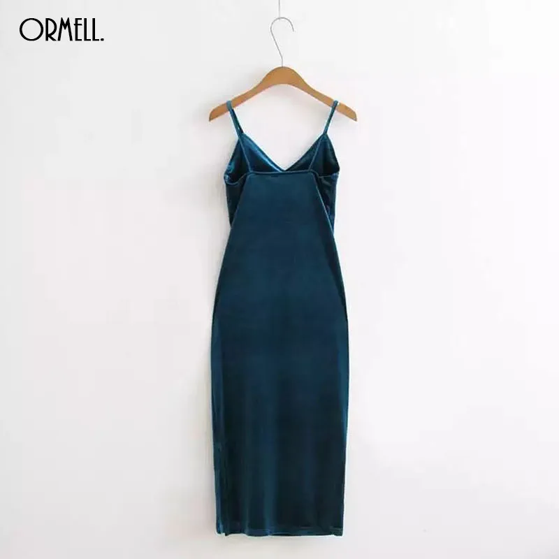 Женское бархатное платье ORMELL осенне зимнее облегающее с разрезом элегантное