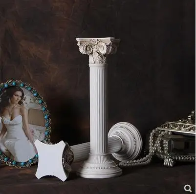 Пару старинной римской колонной ремесла древний архитектурной модели