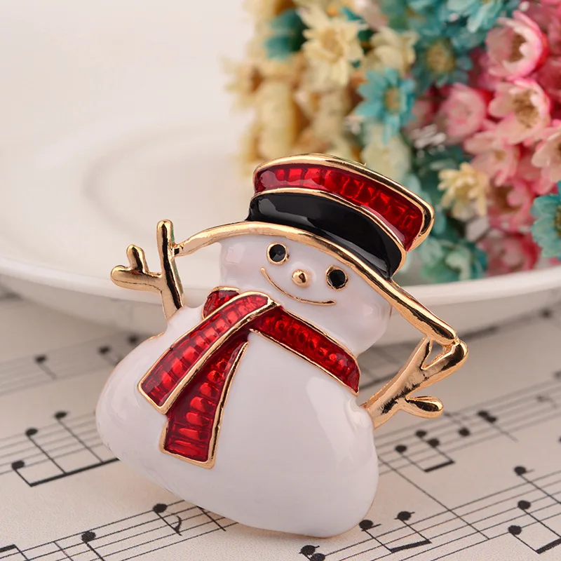 8Seasons New Christmas Santa Claus Tress Snoman Brooches For Women Girls Party Lapel Pin Coat/Dress Badge Fashion Jewelry 1PC | Украшения и