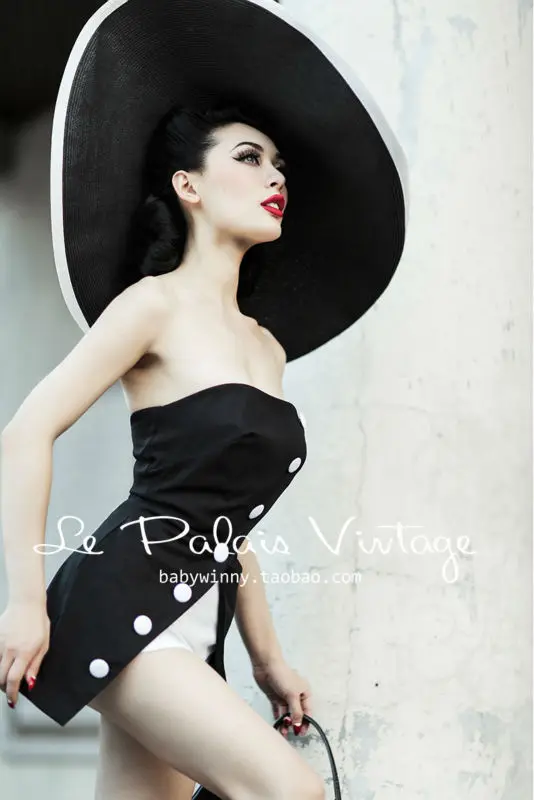 

Le Palais Vintage limited edition retro elegant black and white winter admin culottes/pantskirt/ A-line dress