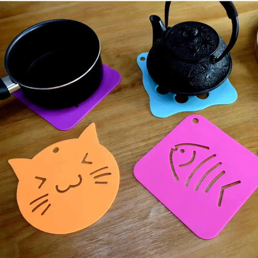 2018 Cartoon Silicone Insulation Pad Table Mat Kitchen Non-slip Coasters Coaster F609 | Дом и сад