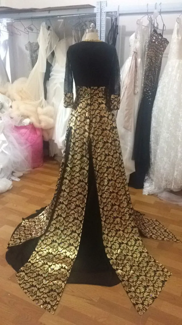 Дубаи Арабская одежда Восточный халат и v образной горловиной черная юбка