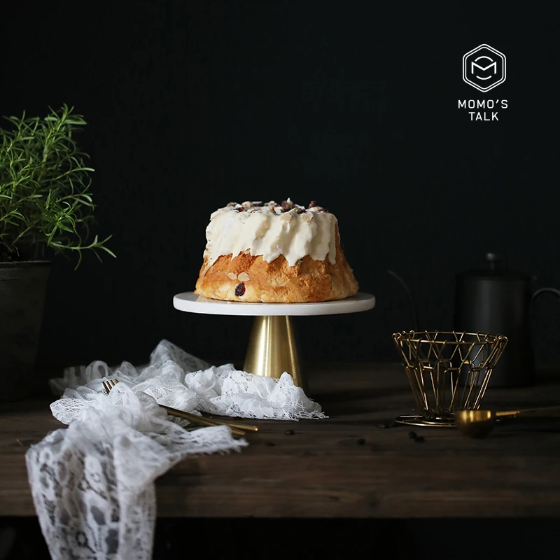 

Подставка для тортов десертов поднос из натурального мрамора с медной подставкой для торта диаметром 20 см