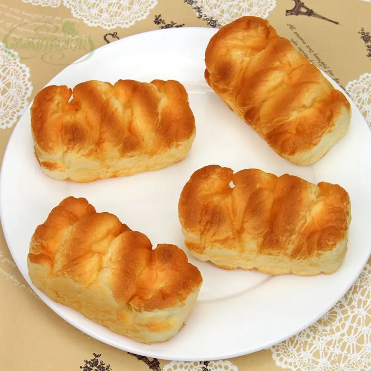 

050 Simulation of Danish toast PU fake bread cake model / cabinet decoration decoration 10.7*5cm