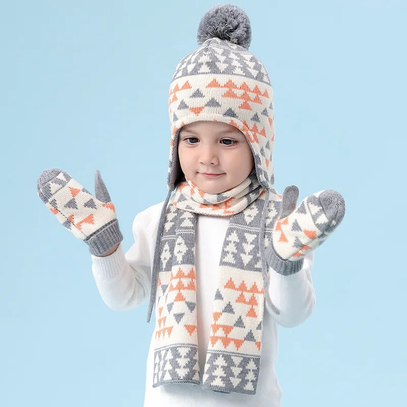 Фото Шапка для маленьких мальчиков детская Вельветовая клетчатая шапка осенне зимние